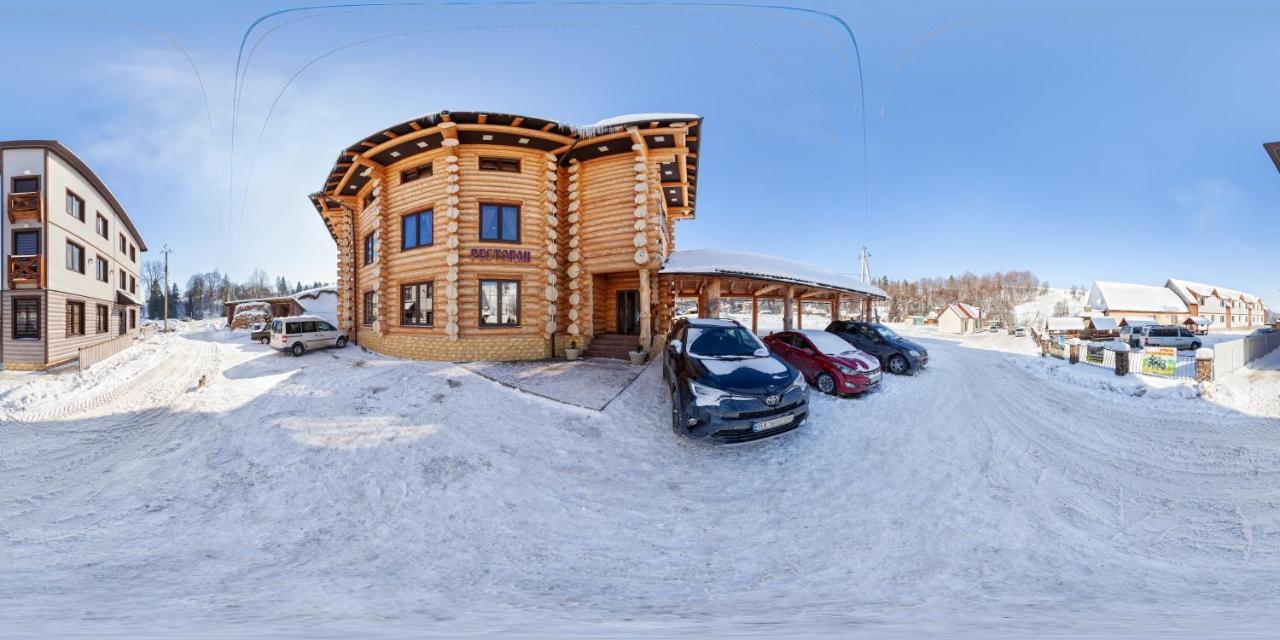 Berloga Pylypets Hotel Pilipets Buitenkant foto