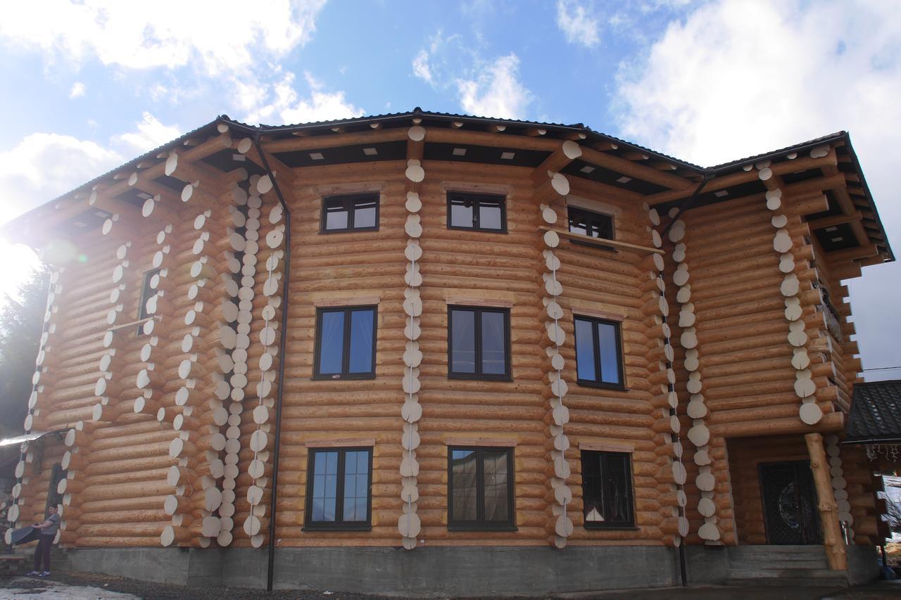 Berloga Pylypets Hotel Pilipets Buitenkant foto