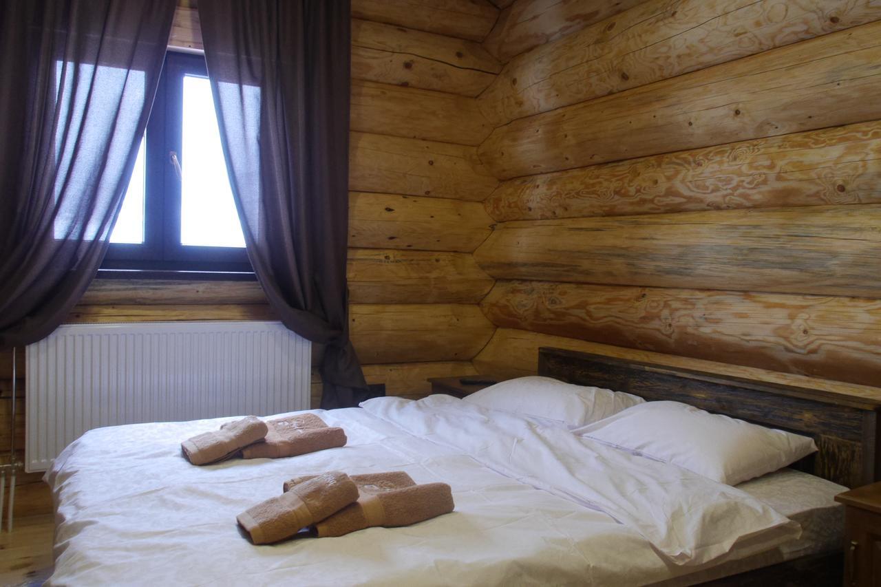 Berloga Pylypets Hotel Pilipets Buitenkant foto